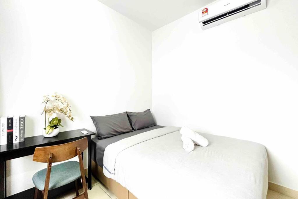 Studio Room Alanis Suite @ Klia Сепанг Екстериор снимка